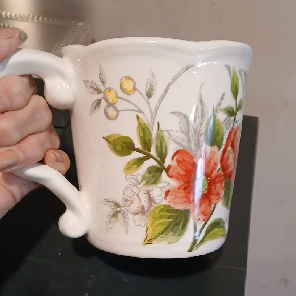 Floral Rabbit Mug - Picture 5 of 8